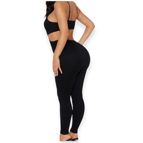 It Takes Nothing Cutout Seamless Jumpsuit - Picture 2 of 6